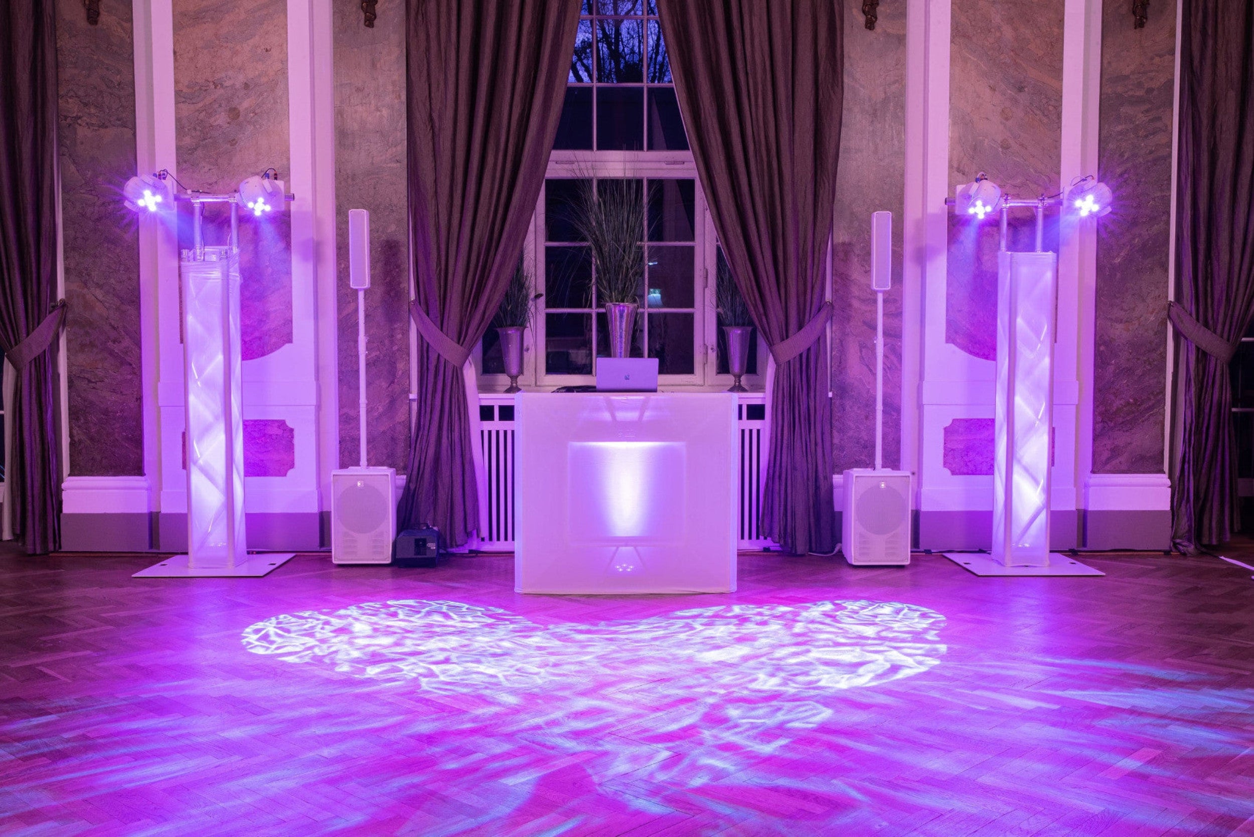 Traversen Bodenplatten